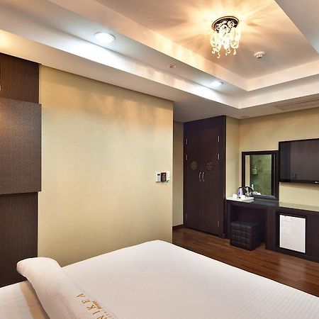 Press Hotel Пусан Стая снимка