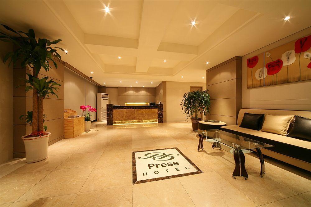 Press Hotel Пусан Екстериор снимка